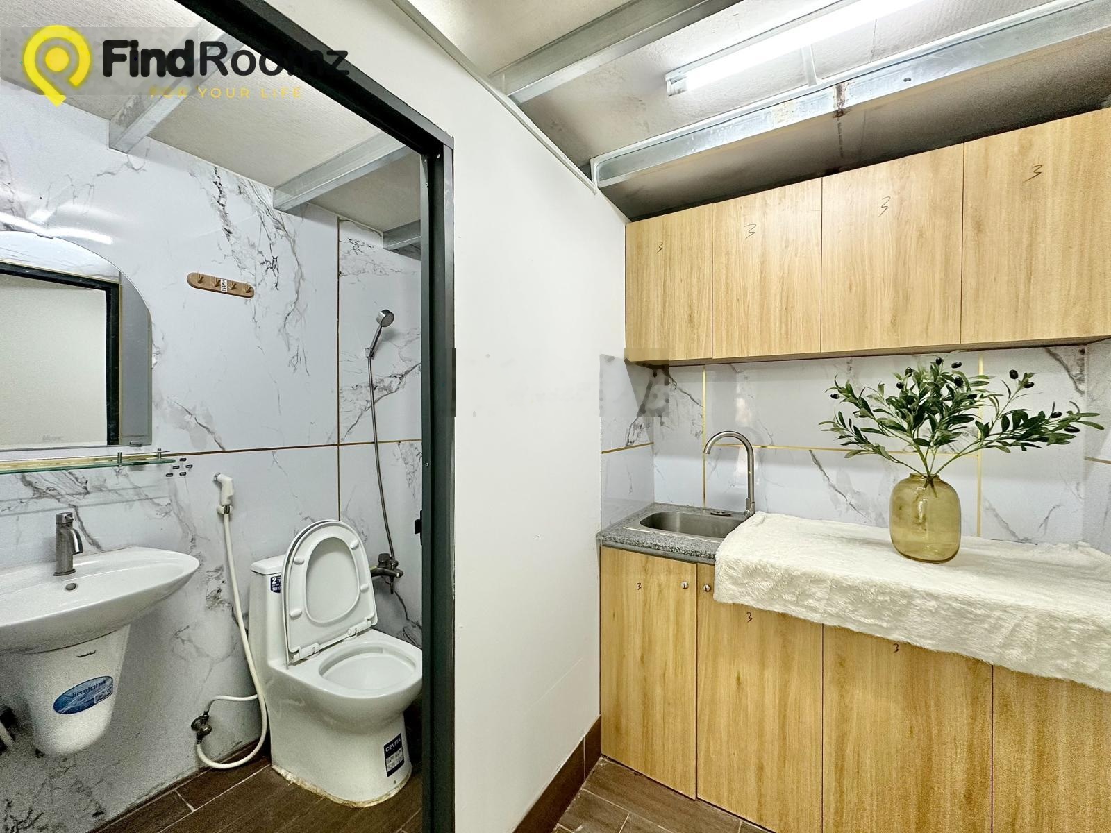 Dãy Phòng Trọ Truyền Thống dạng DUPLEX (Máy Lạnh) gần Đại Học NGUYỄN TẤT THÀNH