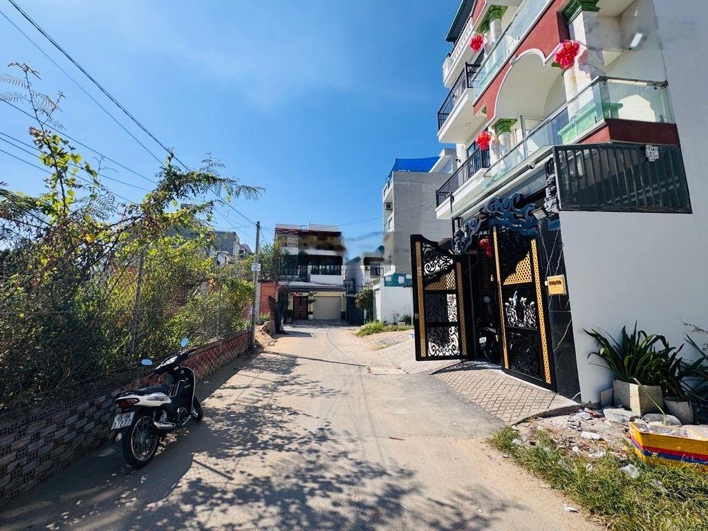 Bán lô đất hẻm xe tải Linh Đông, Thủ Đức hẻm 1/ đường số 22, DT 100m2