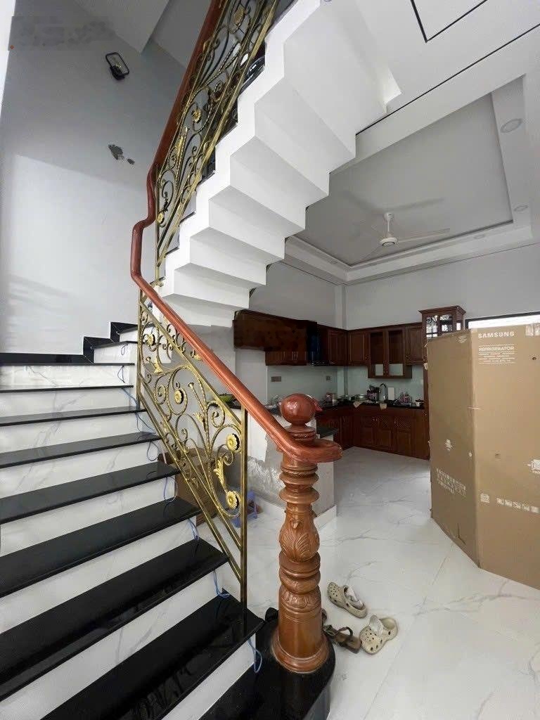 Bán nhà đẹp 1 sẹc ngay Khuông Việt, 5x12m giá 6.1 Tỷ
