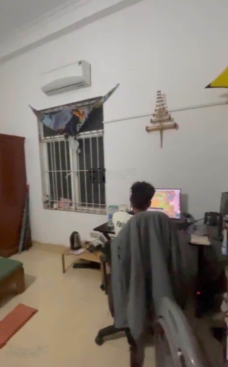 Cho thuê nhà 43m2 x 3 tầng, 03PN, ngõ 245 Định Công, Hoàng Mai, 9tr/th