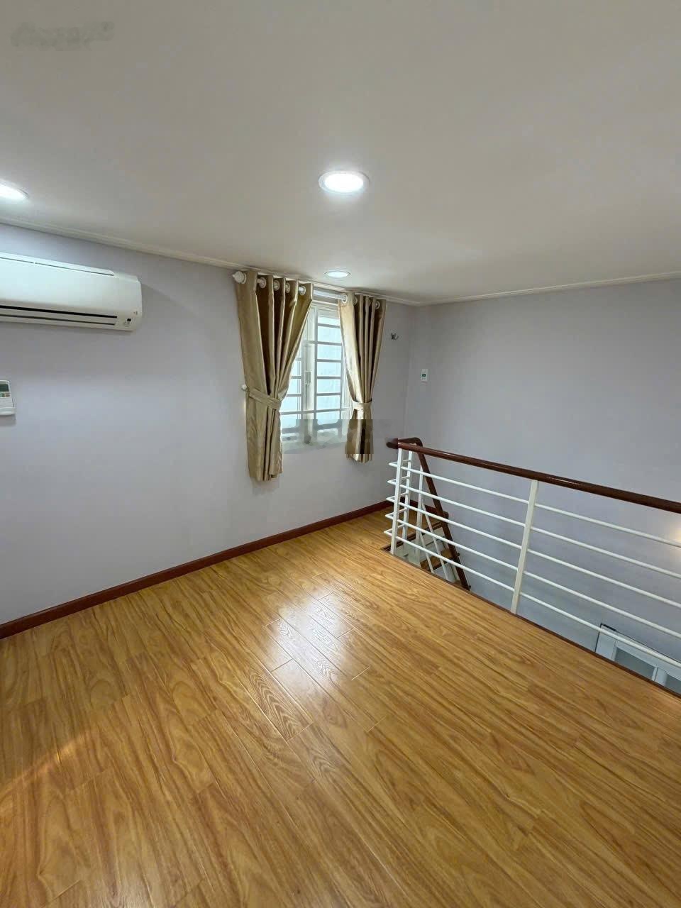 Nhà mới đẹp - NGUYỄN THIỆN THUẬT - 5X8M - TRỆT LẦU LỬNG - 3PN 2WC - 15 triệu TL - Hằng 0906656852