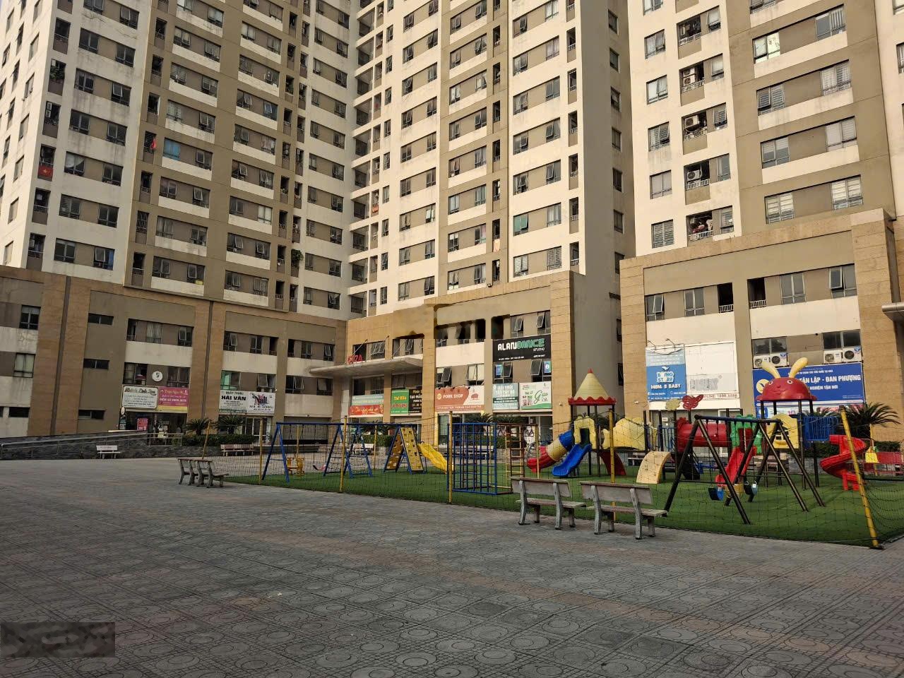 Cần bán căn góc 3 ngủ, 3 vệ sinh chung cư tân tây đô.