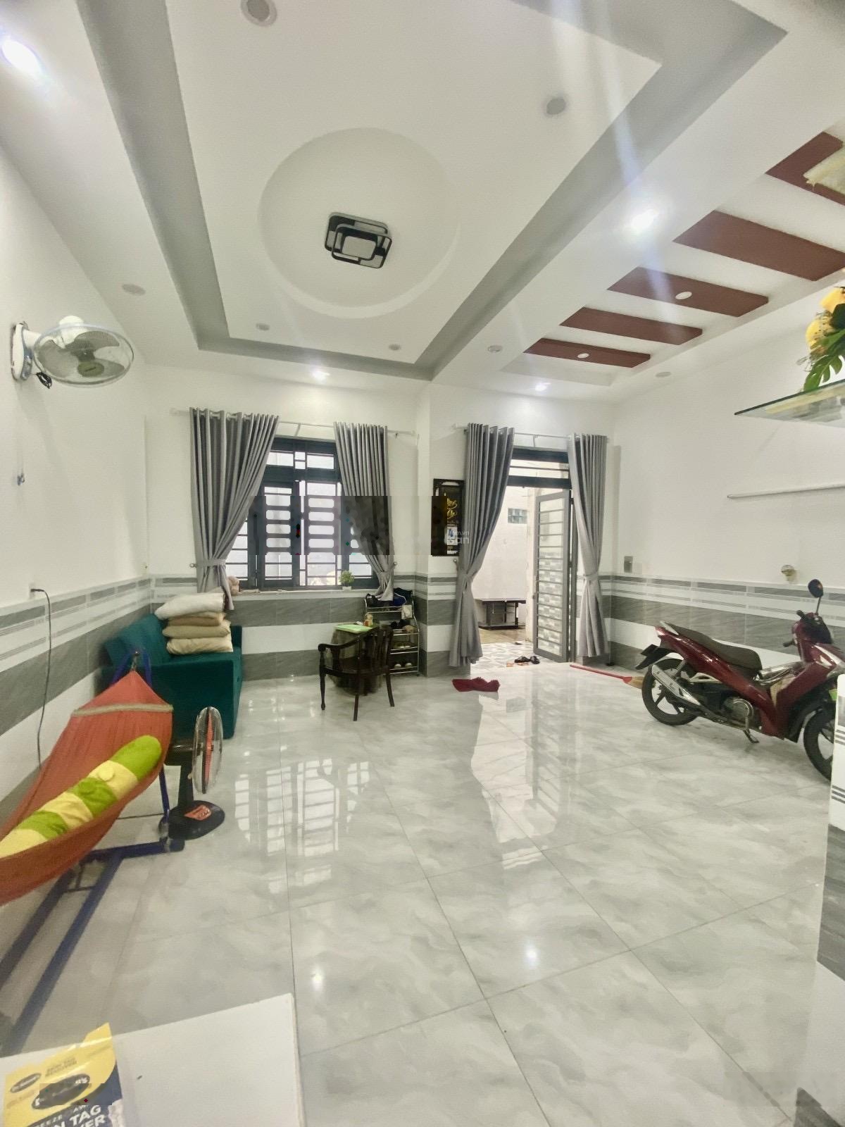 Biệt thự mini xinh lung linh hẻm xe tải - có sân để xe hơi 7 chỗ - ngang lợi thế 6m ngay chợ TH