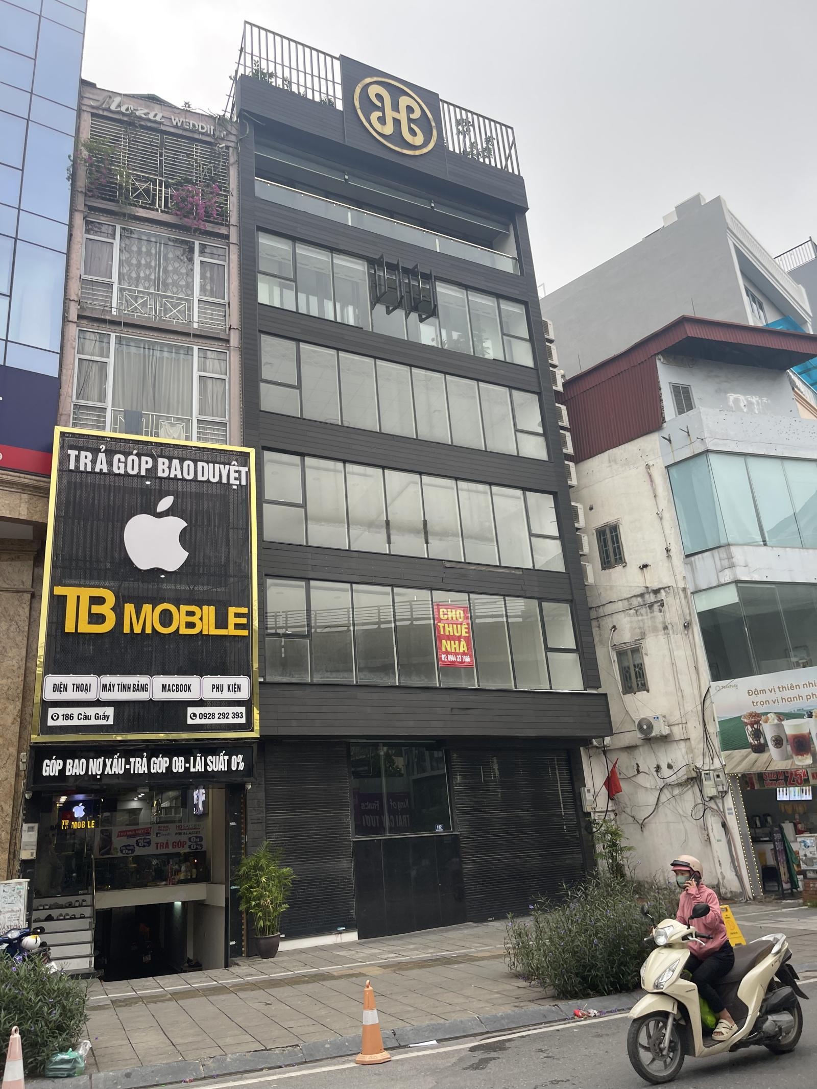 Cho thuê nhà mặt phố Trần Khát Chân 95m2 x 5t mt 10m nhà mới nhận nhà ngay chủ nhà cực dễ tính