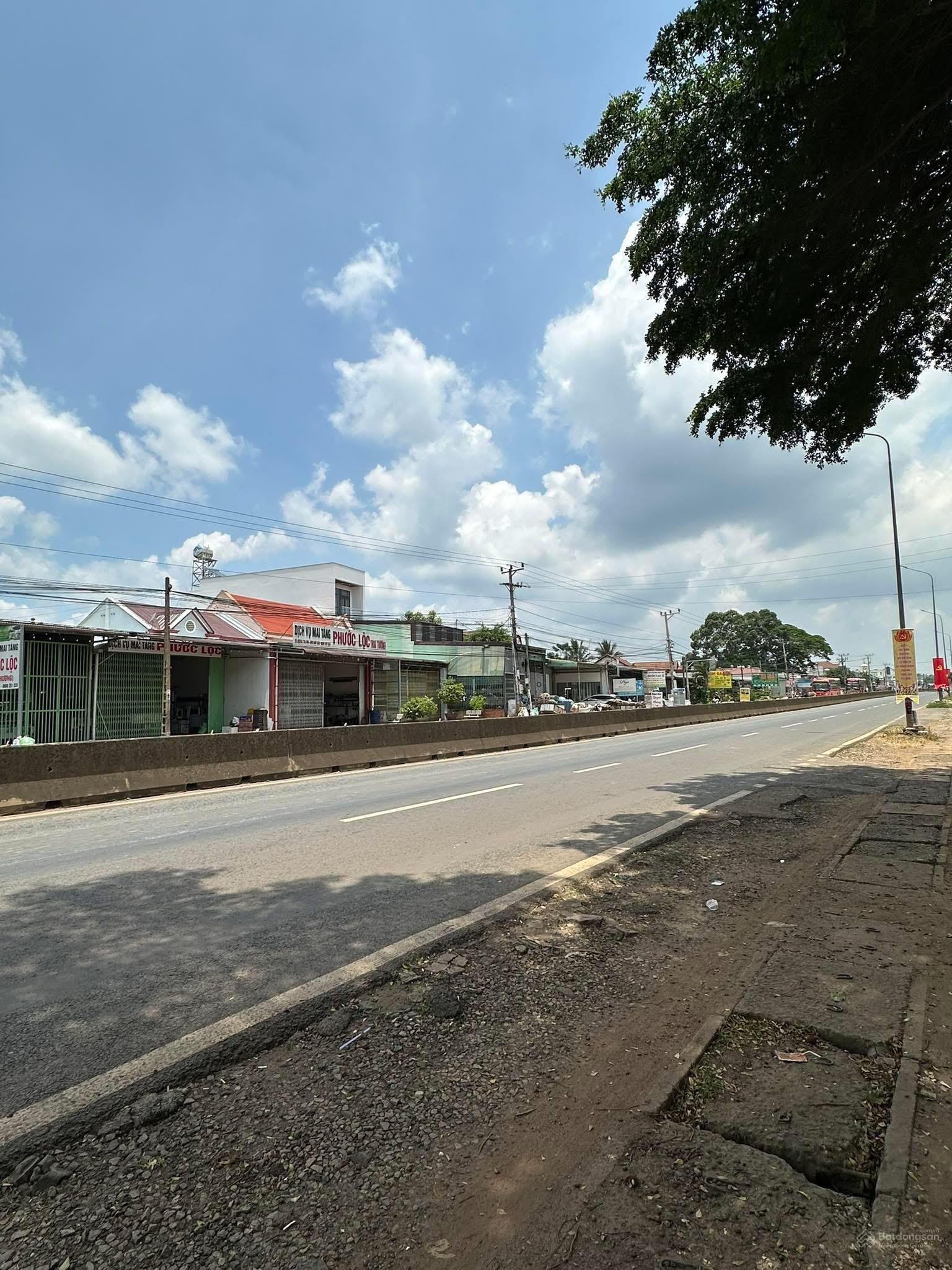 Bán đất chính chủ, bán xả ngợp. khu tái định cư Phường Bình Lộc