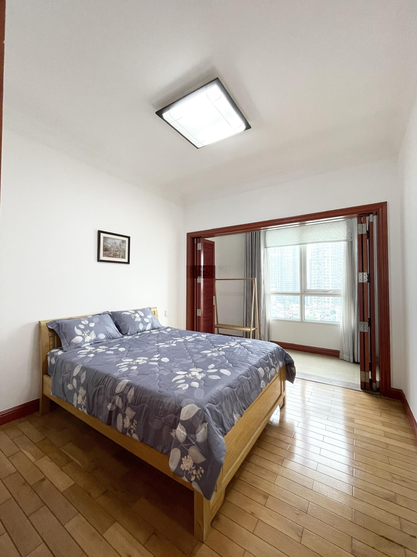 Cho thuê CC D-Homme, 13 triệu/tháng, 70 m2, 2PN, 2WC, view đẹp liên hệ 0988881577 Hoàng