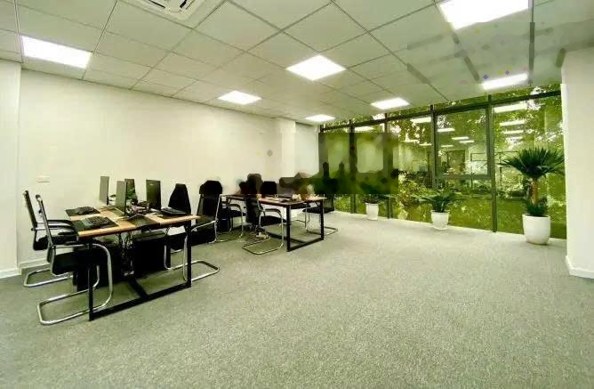 Văn phòng 80m2 Nguyễn Thị Minh Khai, Quận 1 - Giá 21 triệu/ tháng - Hỗ Trợ Nội Thất