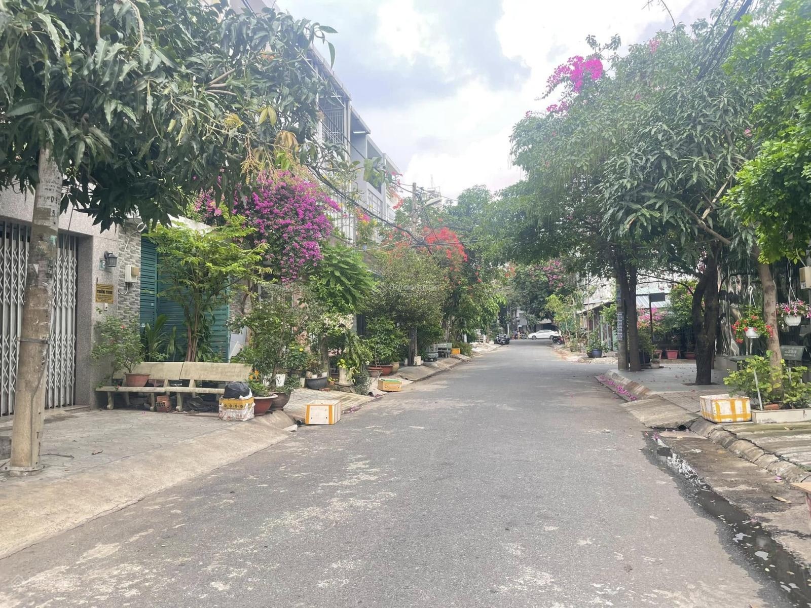 Bán đất MT đường số 39, khu Tên Lửa, DT (4.5x23m) giá 10 tỷ