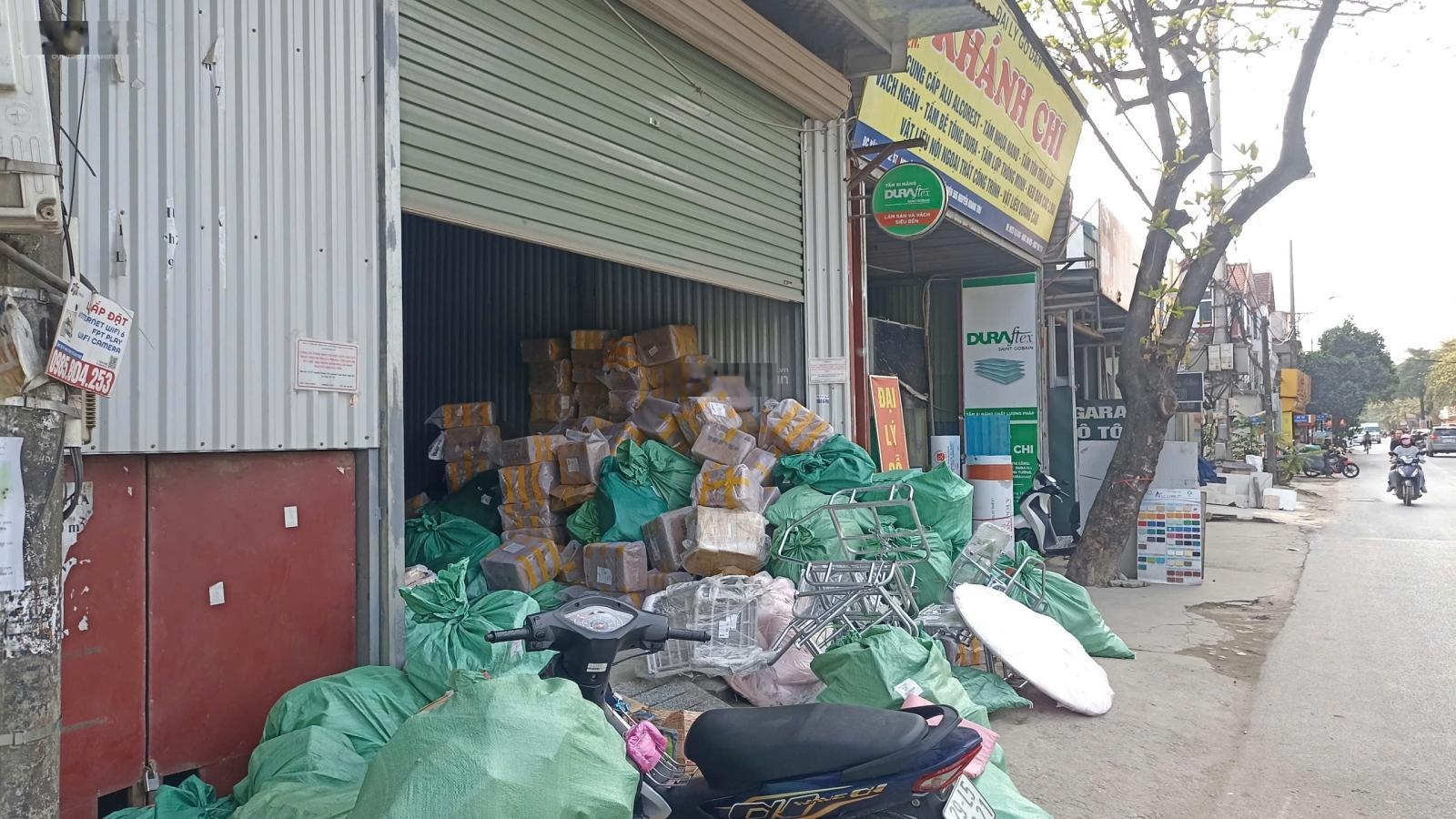 Cho thuê 240 m2 kho xưởng tại đường Nguyễn Hoàn Tôn, phường Xuân Đỉnh, Hà Nội