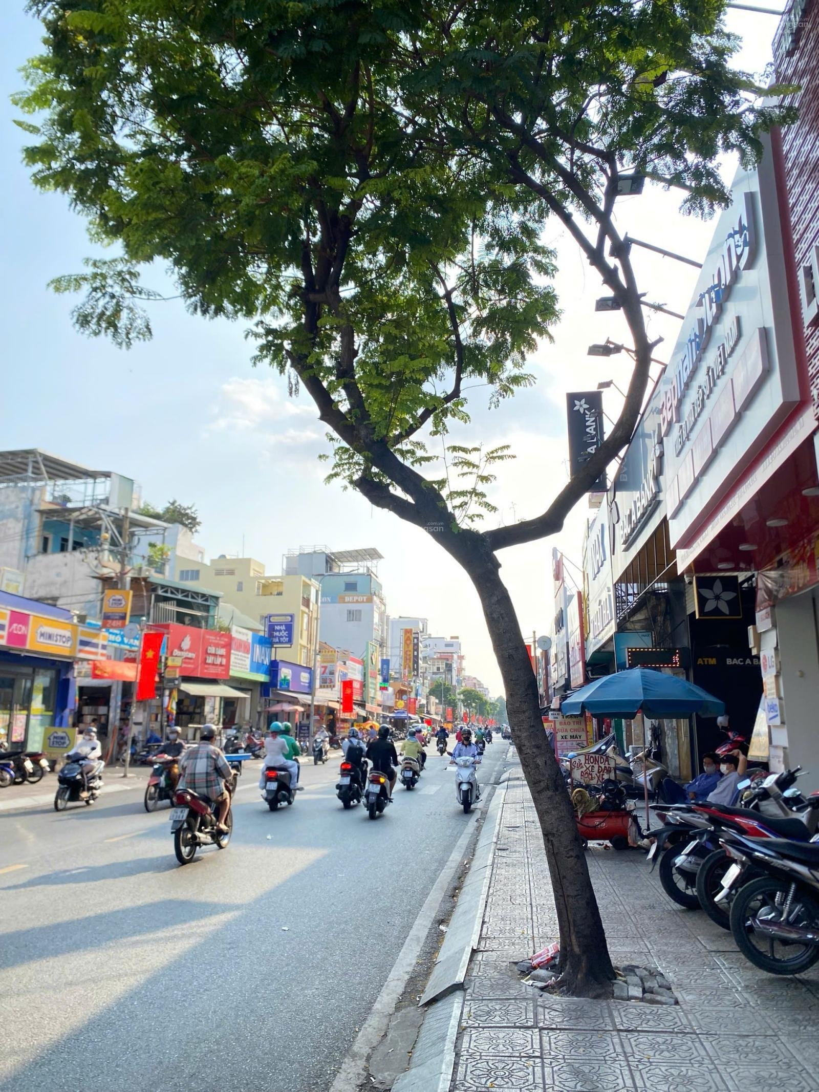 SIÊU PHẨM DUY NHẤT ! Nhà Mặt tiền Tô Hiến Thành, P.15 | DT: 4,1 X 24m- 3 Tầng|