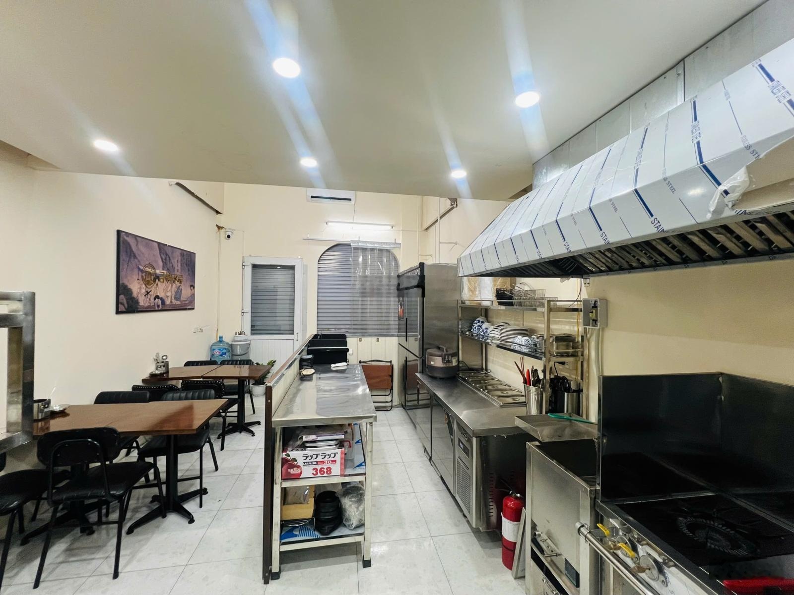 Nhượng lại mặt bằng kinh doanh - 558 Nguyễn Văn Cừ - Long Biên - giá rẻ nhất