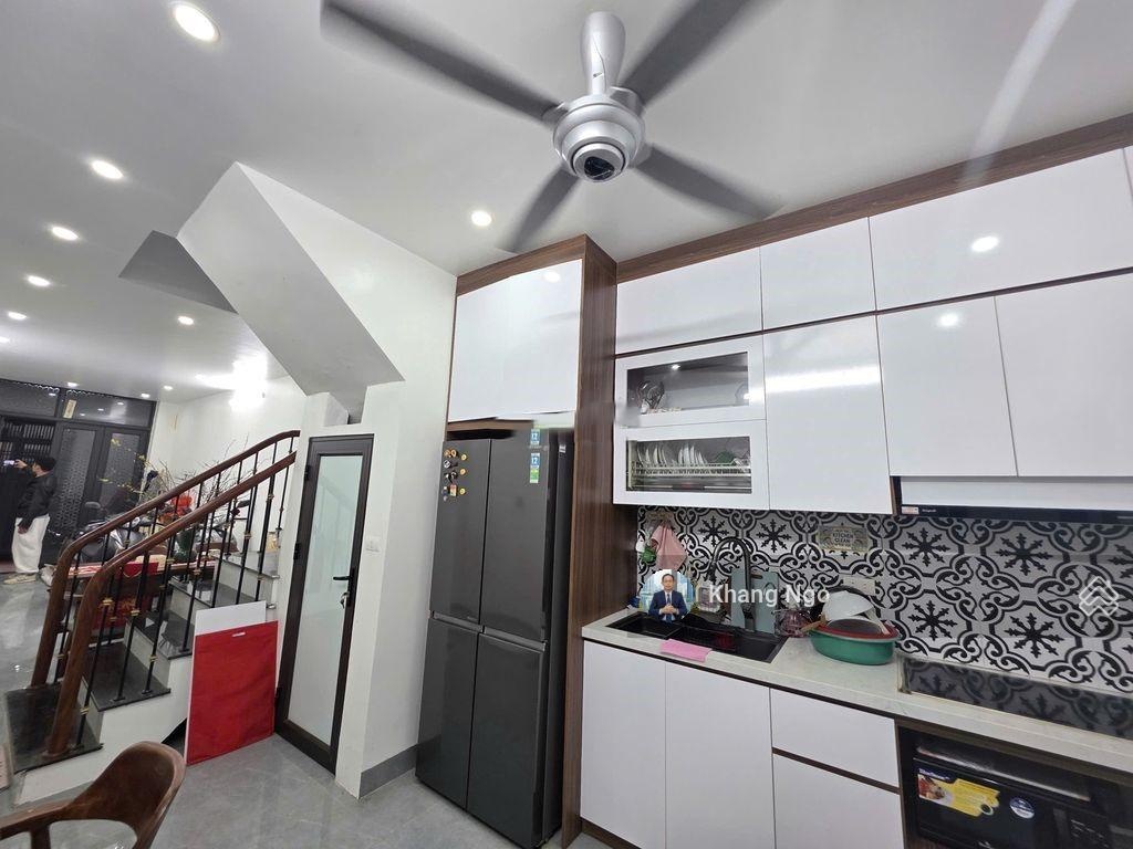 Bán nhà Hẻm Xe Hơi Võ Văn Tần Quận 3 - 2PN Ban Công Thoáng - 8.72 tỷ