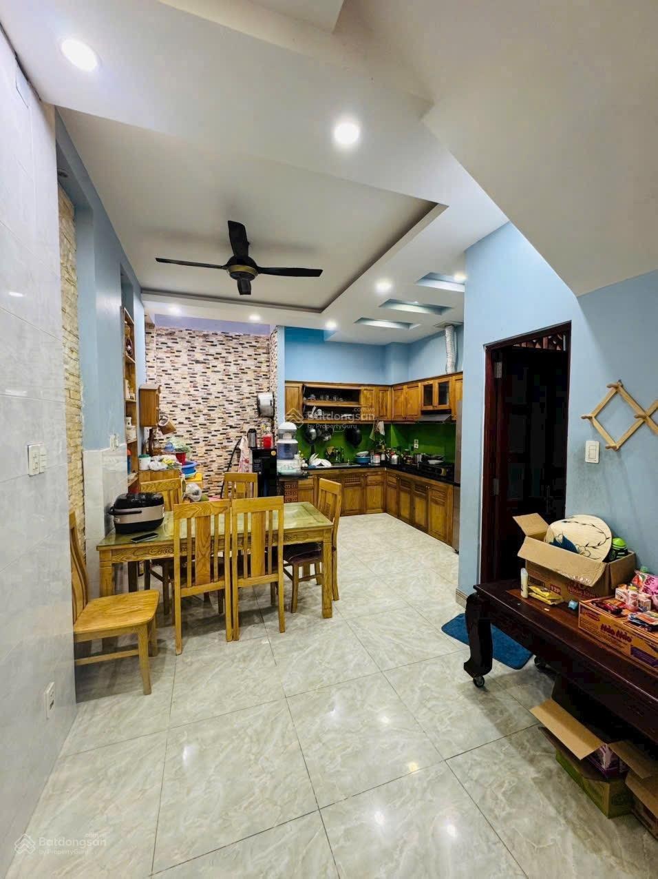 Nhà mặt tiền khu Tên Lửa cách đường Số 7 100m, 4.5 x 15m gần Aeon Mall, trệt 2 lầu mái BTCT