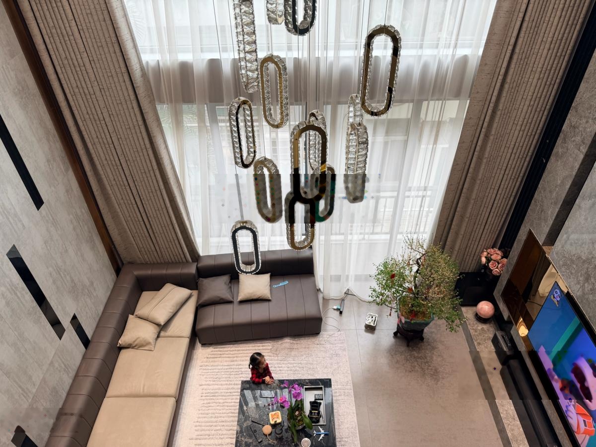 Bán nhà Nguyễn Công Hoan( gần đài Truyền hình) 100m2,5T có TM