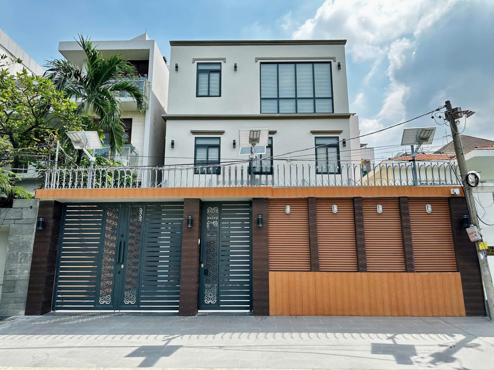 Hạ 8 tỷ bán gấp biệt thự trần não nhà mới 100% sân vườn tiểu cảnh 10x39m 3 tầng kiên cố chỉ 75 tỷ
