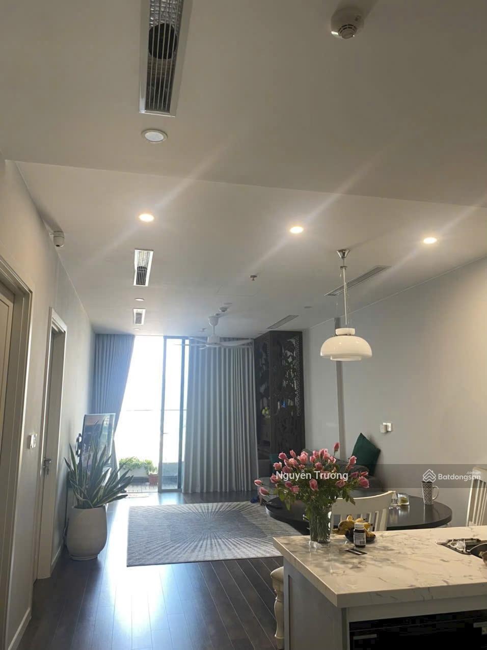 Chính chủ bán căn hộ 87m2, 2 phòng ngủ, full đồ đẹp, chung cư The Nine. Giá chỉ 9.1 tỷ