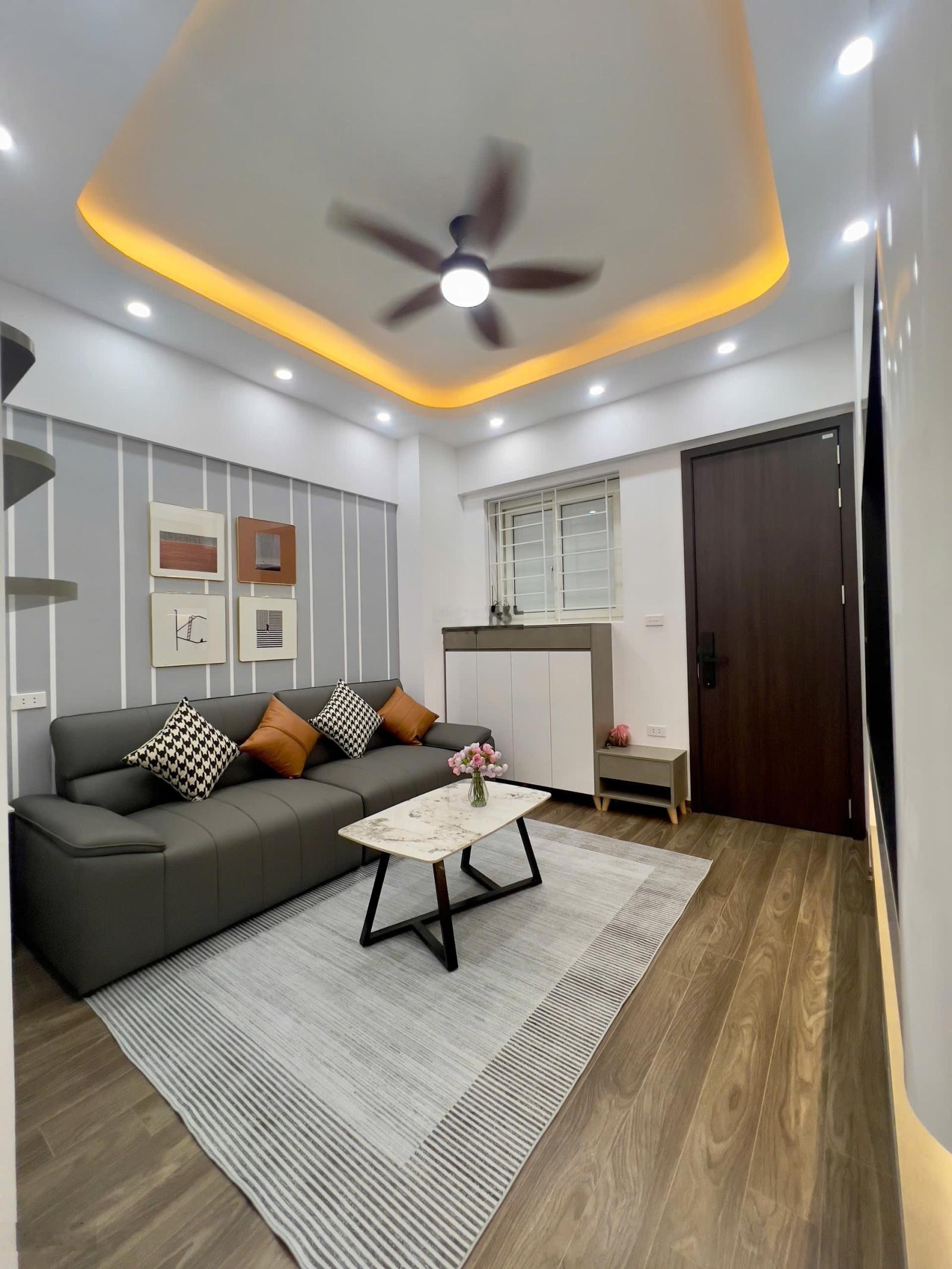 Bán CHCC Đền Lừ đối diện Louis City Hoàng Mai. View thoáng cực chill. Giá 4.65 tỷ