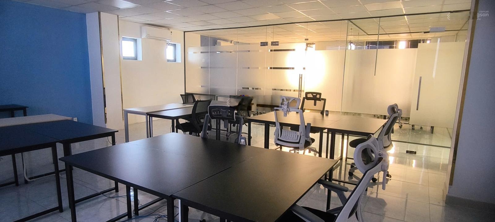 Văn phòng trung tâm Quận 3. Đường Nguyễn Phúc Nguyễn - Nguyễn Thông 95m2 ngăn 2 phòng - 28 tr/th