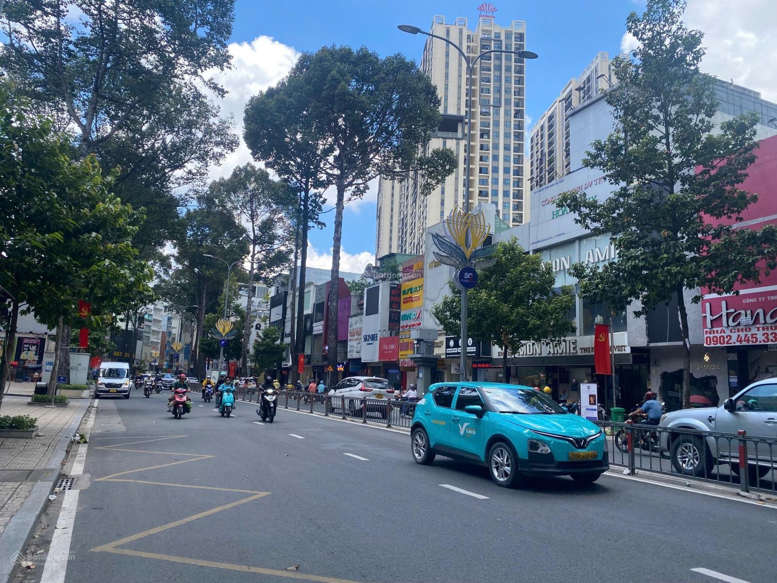 Toà nhà mặt tiền 10m đường 3/2 Quận 10, ngay Hà Đô Centrosa, trung tâm thương mại. Vincom