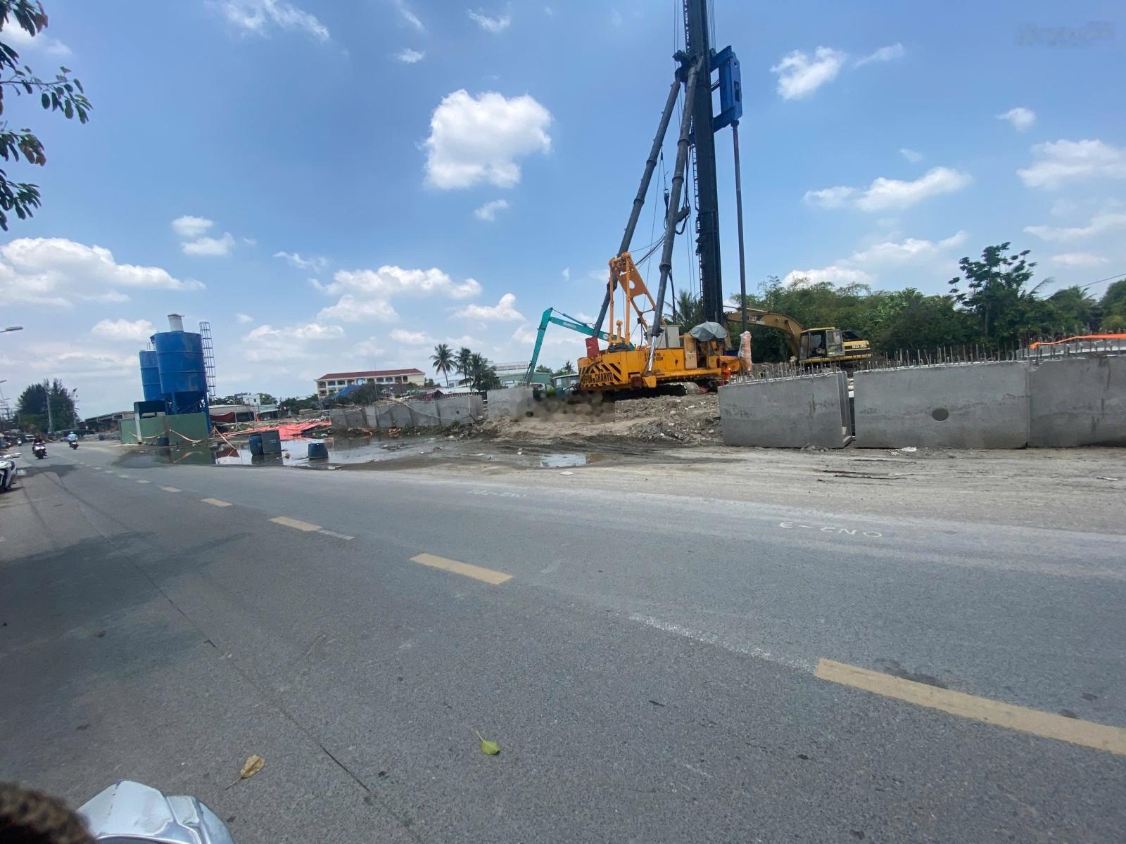 Bán đất thổ cư giá rẻ 445m2 MT Láng Le Bàu Cò