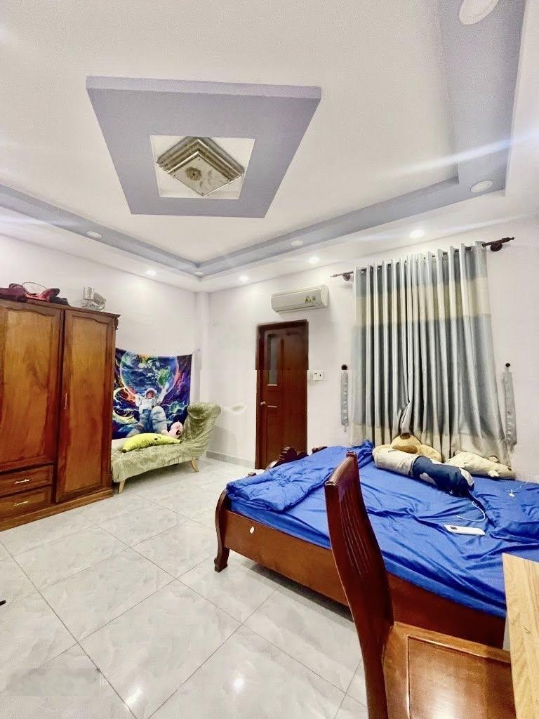 Ngay nhà thờ Phao lô đường Vành Đai Trong gấp bán nhà 4 tầng 4x20 hẻm nhựa 5m ô tô vào nhà hơn 7 tỷ