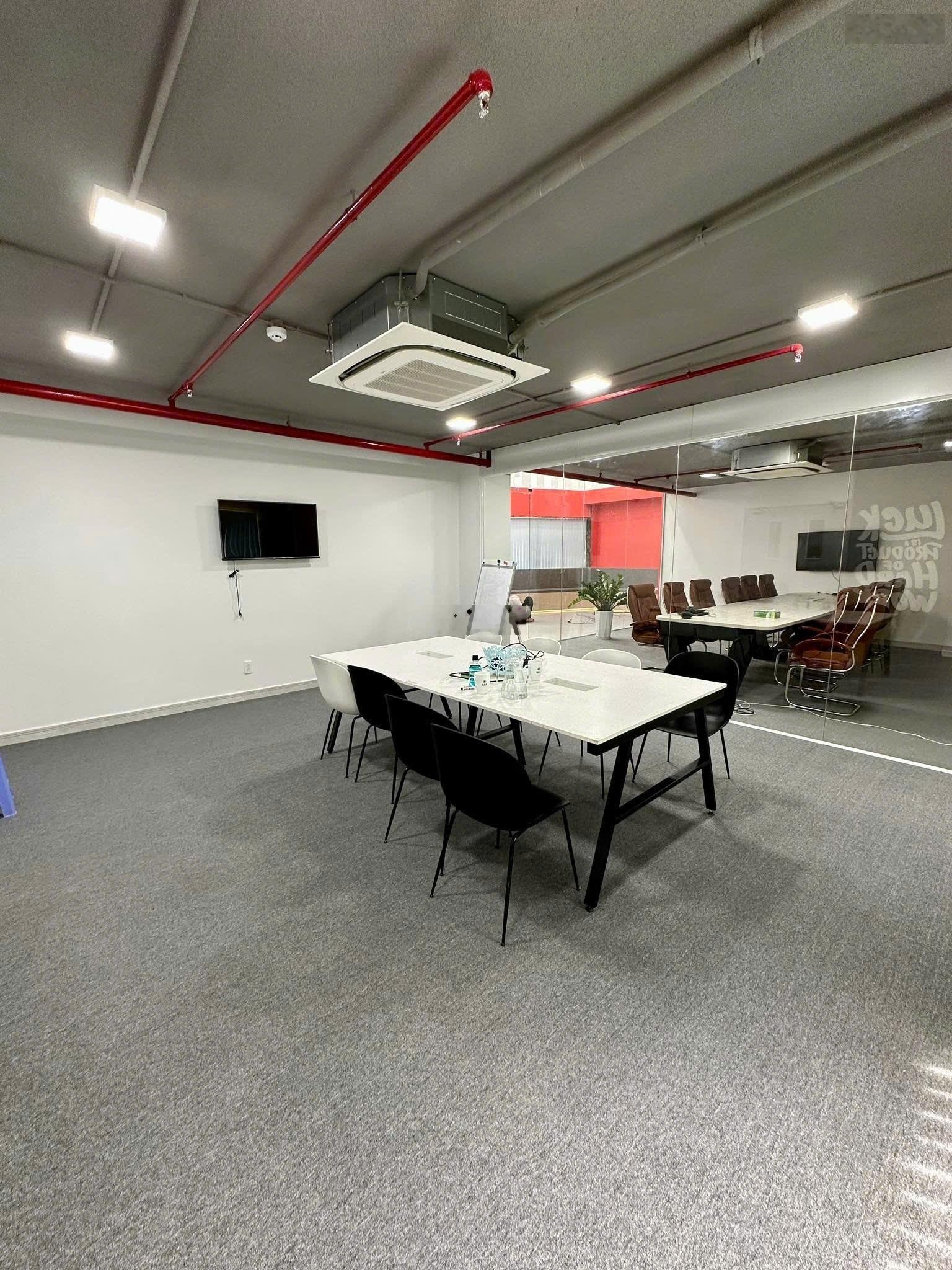 Tòa Nhà Đường Nguyễn Văn Trỗi Diện tích: 12x25m hầm 6 tầng cho thuê