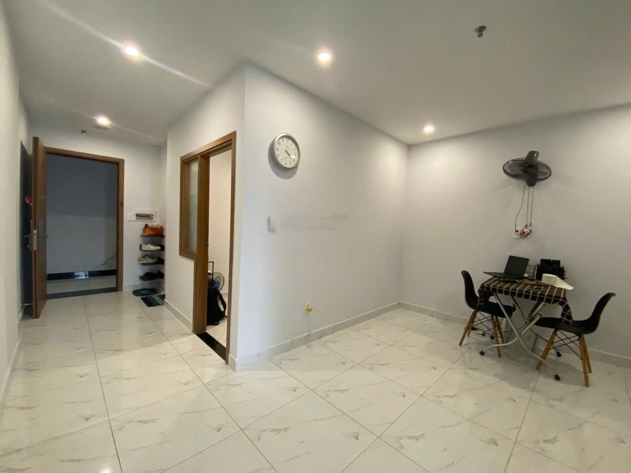 (7878) cho thuê lâu dài Star Tower, 49,5 m2, full nội thất: 4,7 triệu/tháng. Kế vòng xoay An Phú