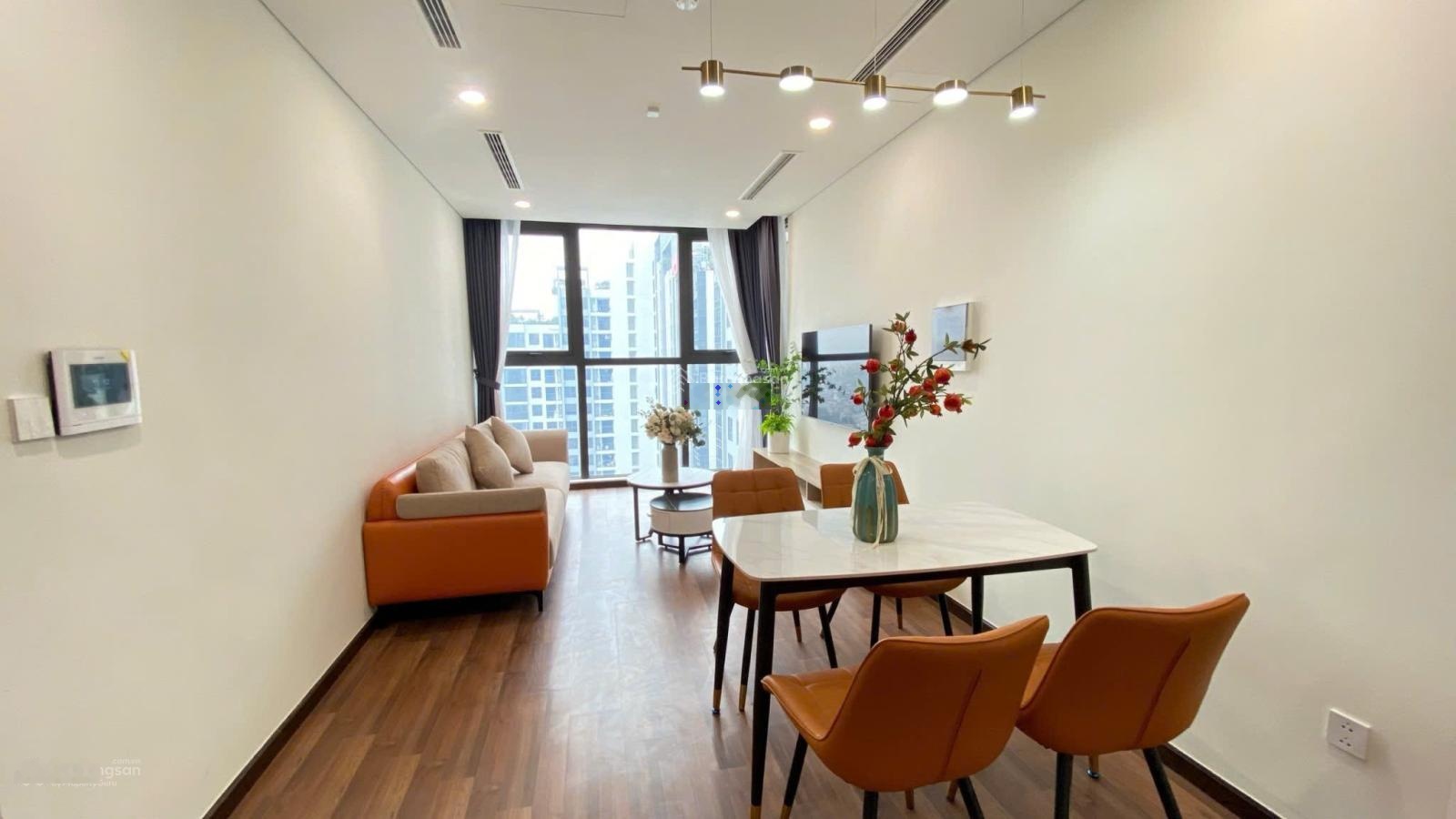 Em Chung chuyên cho thuê khu vực Cầu giấy hiện đang có nhều căn cho thuê từ 2PN tại MIPEC RUBIK360