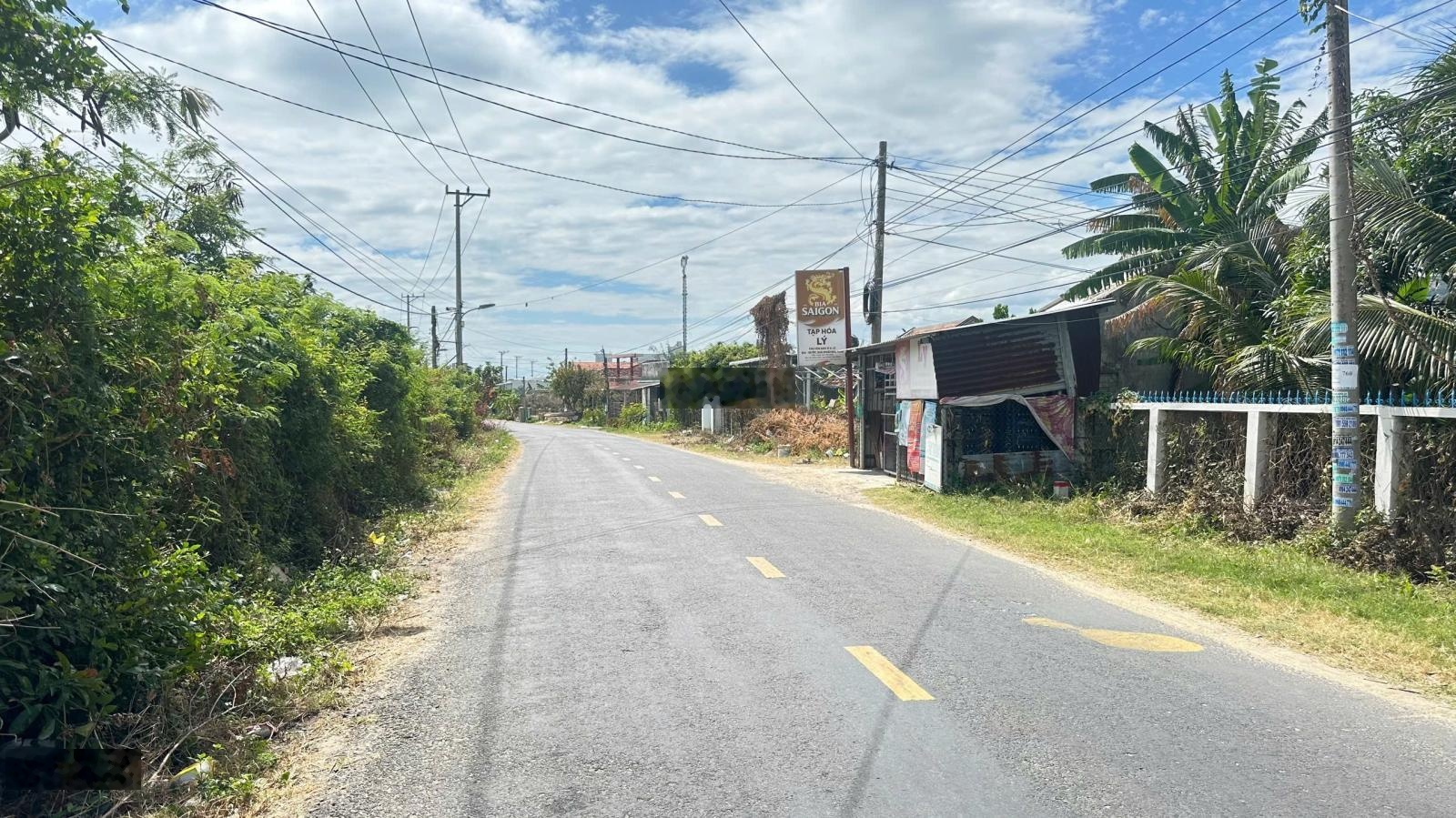 Đất bắc vân phong- phân khu 8- mặt đường nguyễn huệ- vuông vức- gần dự án sân bay và kdt tu bông