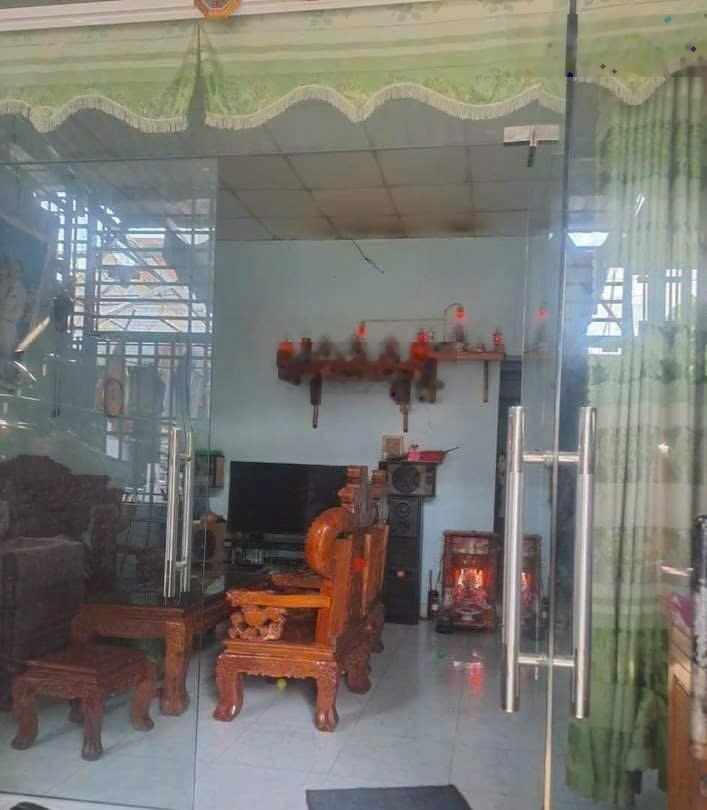 Bán nhà riêng tại Bình Chuẩn, 2 tỷ 380 triệu, 60m2, 2PN, 1WC