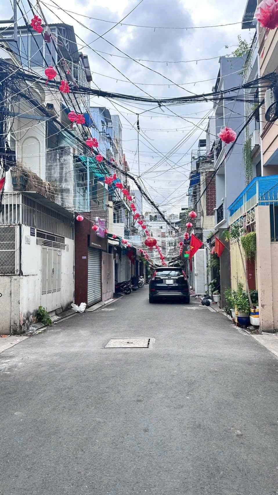 Bán gấp nhà hẻm 6m Đặng Văn Ngữ & Huỳnh Văn Bánh