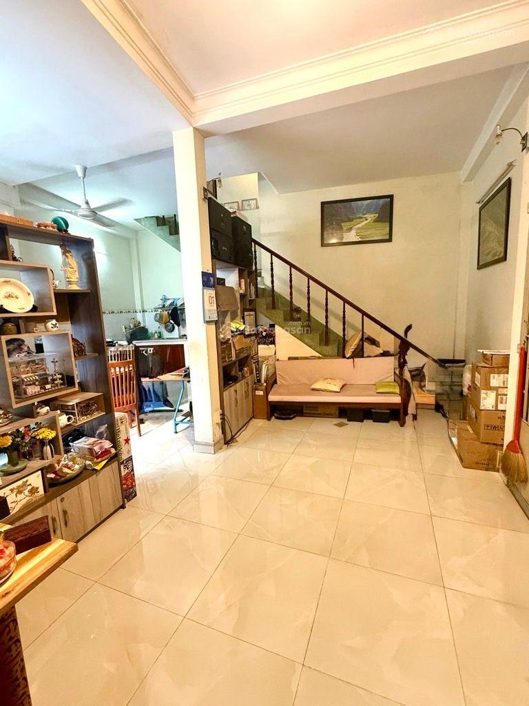 Bán nhà Quận 3 Võ Văn Tần, ngang 6x7, 4 tầng BTCT, nhỉnh 6 tỷ TL