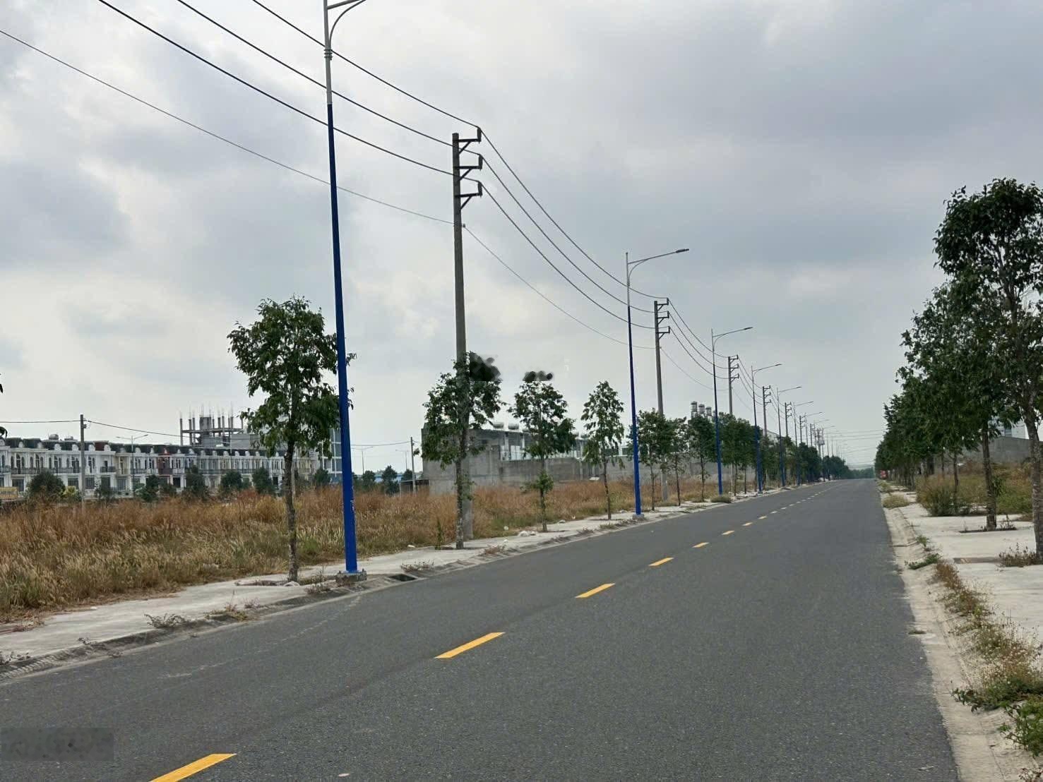 Chỉ 630tr sở hữu ngay lô đất 150m2 ngay KCN Becamex ra TTHC chỉ 2p di chuyển thích hợp xây nhà trọ