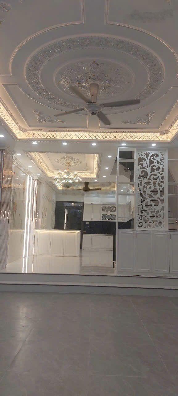 HOT nhà 85m2 ở Huỳnh Tấn Phát, Nhà Bè, chỉ 9,4 tỷ