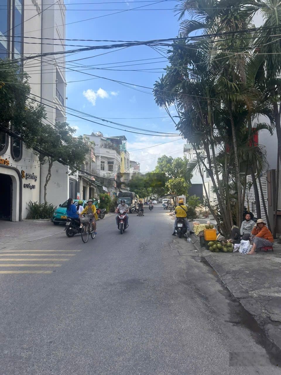 Bán lô đất đẹp ngang 9m mặt tiền đường Đồng Nai trung tâm Nha Trang,gần đường Tố Hũu