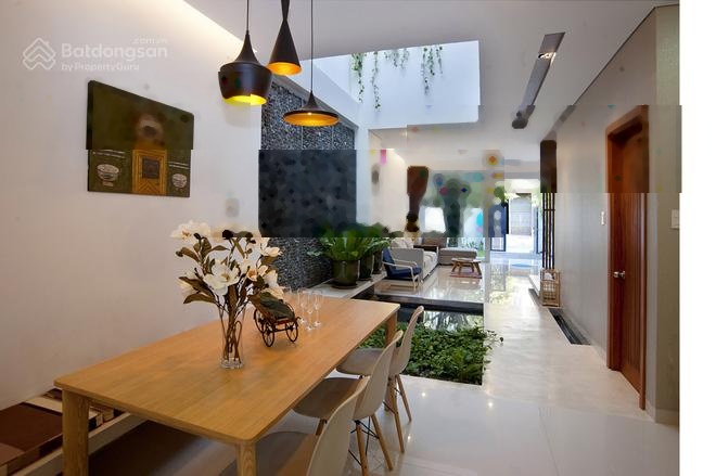 Bán nhà hẻm VIP đường 3 Tháng 2, P11, Q10, DT:4x17m, trệt, lửng, 2 lầu, ST. Giá 10.8 tỷ TL