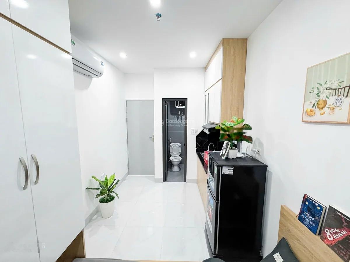 Tòa CHDV CCMN Mai Dịch, Cầu Giấy 8 tầng + hầm 28 phòng dòng tiền 200tr/tháng
