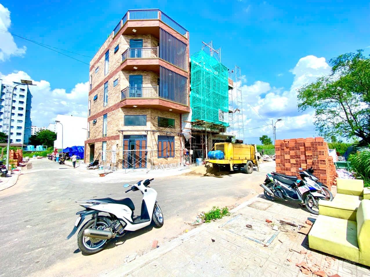 Chính chủ cần bán gấp nền đất 74m2 Full thổ cư giá 5.450 tỷ, chủ hổ trợ khách mua vay ngân hàng