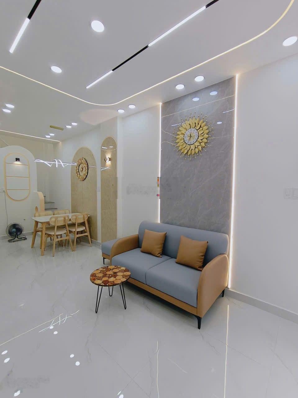 Bán nhà mới đẹp 100% HXH 4m thông Nguyễn Suý, 3,3x9m, 1 lầu, giá 4,18 tỷ