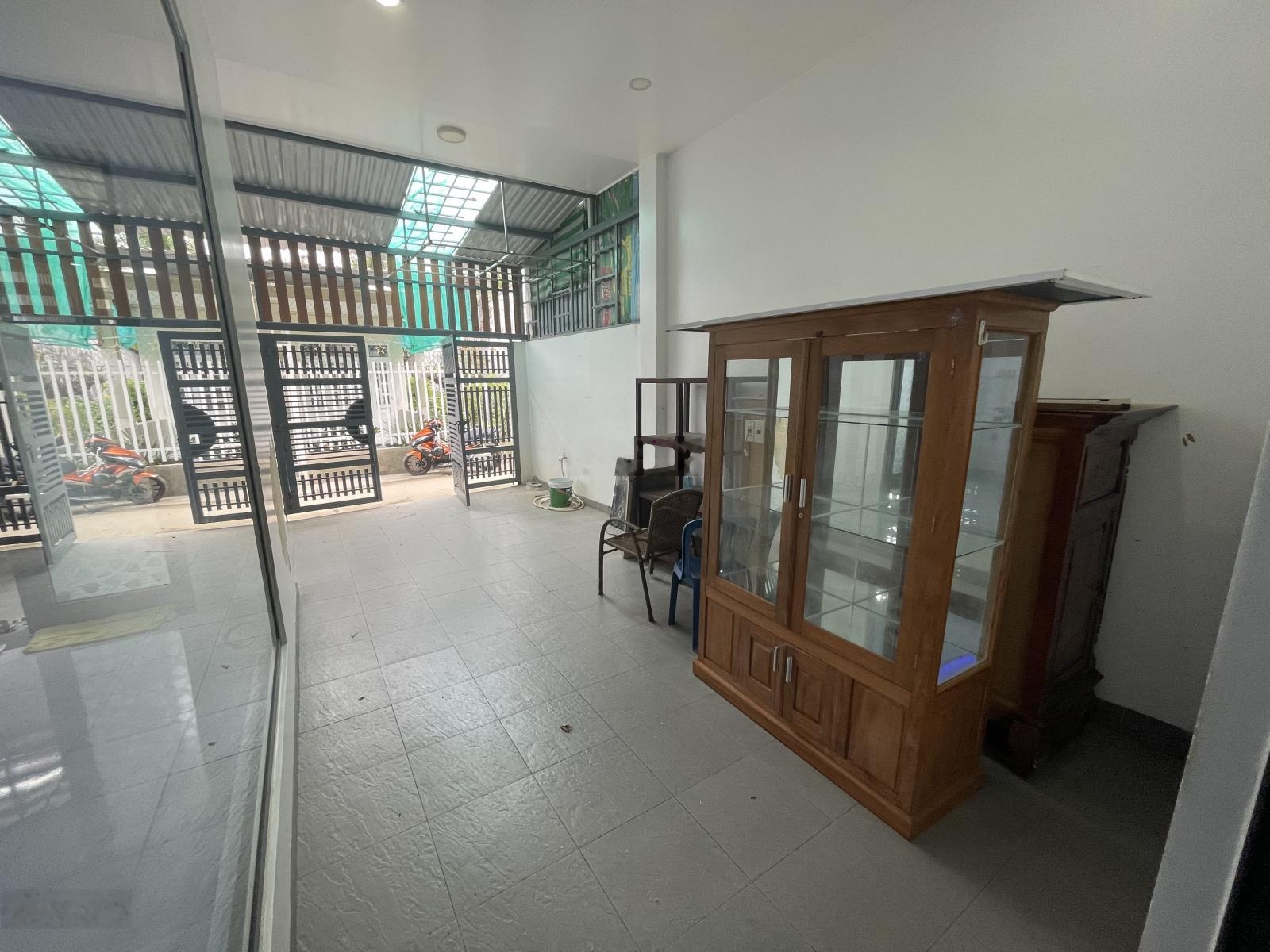 Bán nhà Xuân Lạc Vĩnh Ngọc Ngang 7m Tây Nha Trang Sổ Hồng Riêng Giá 4Tỷ 250 Triệu