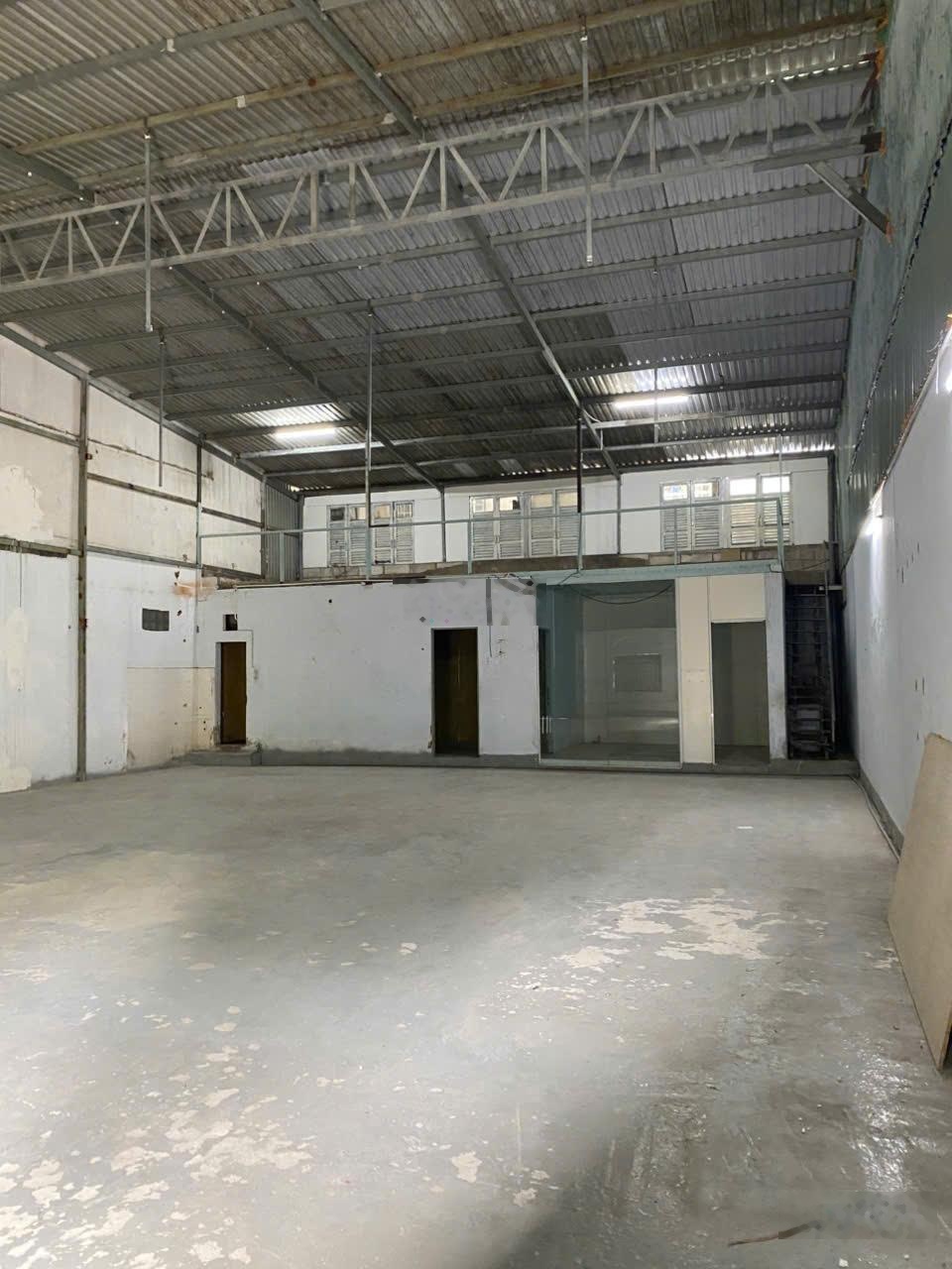 Cho thuê kho xưởng hẻm đường phan anh 240m² điện 3 pha văn phòng đầy đủ 30 triệu/tháng