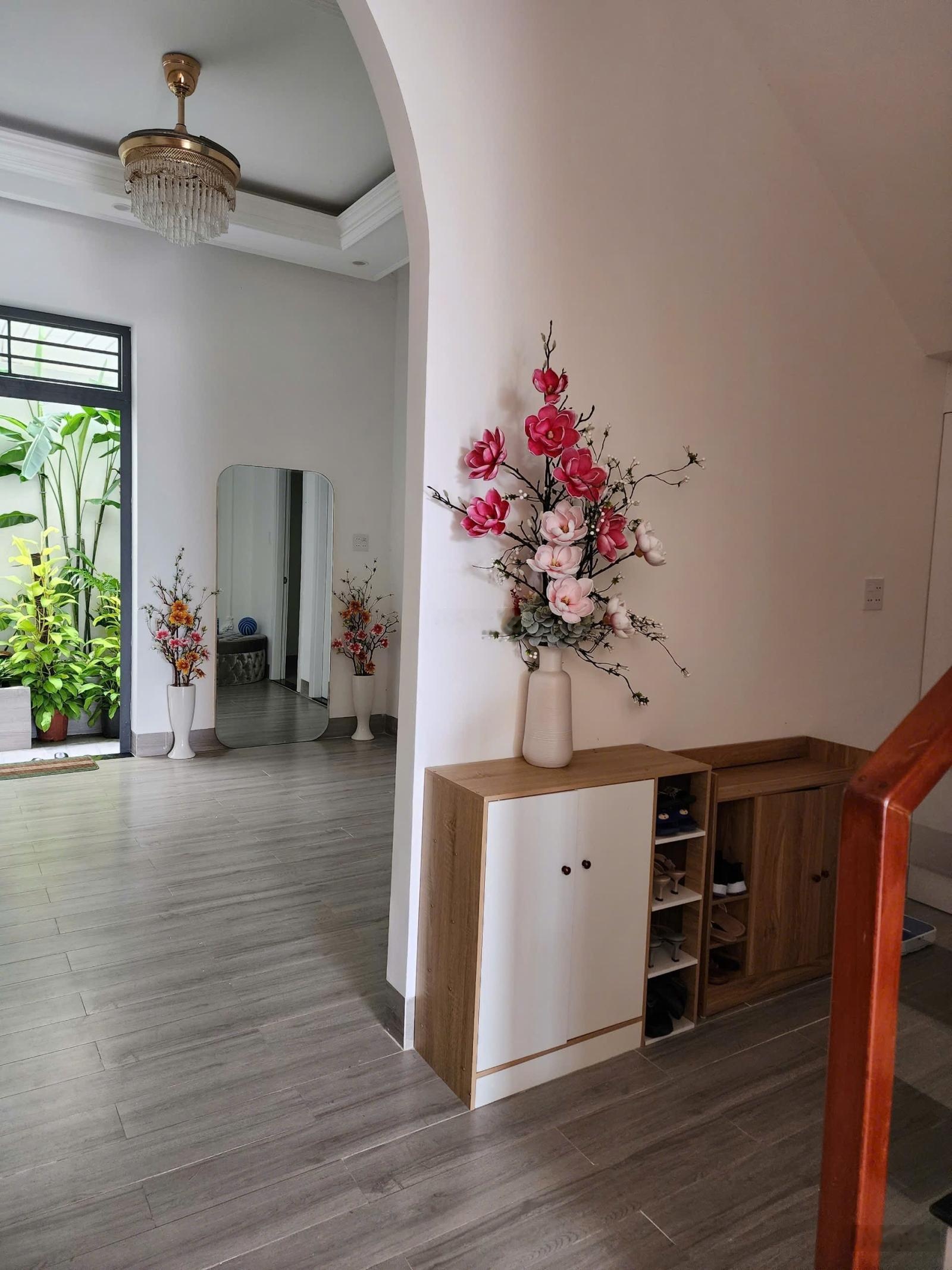 Nhà trệt 2 lầu sân thượng - đường 1B khu dân cư Nam Long