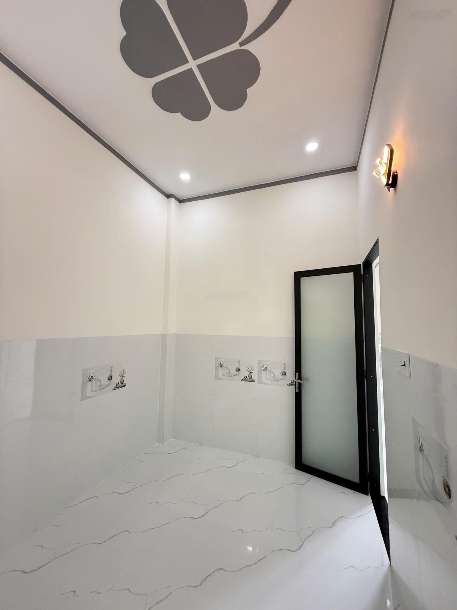 Thanh lý cắt lỗ nhà cấp 4 - 5x20m - gần chợ bà lát bình chánh - giá 795 triệu