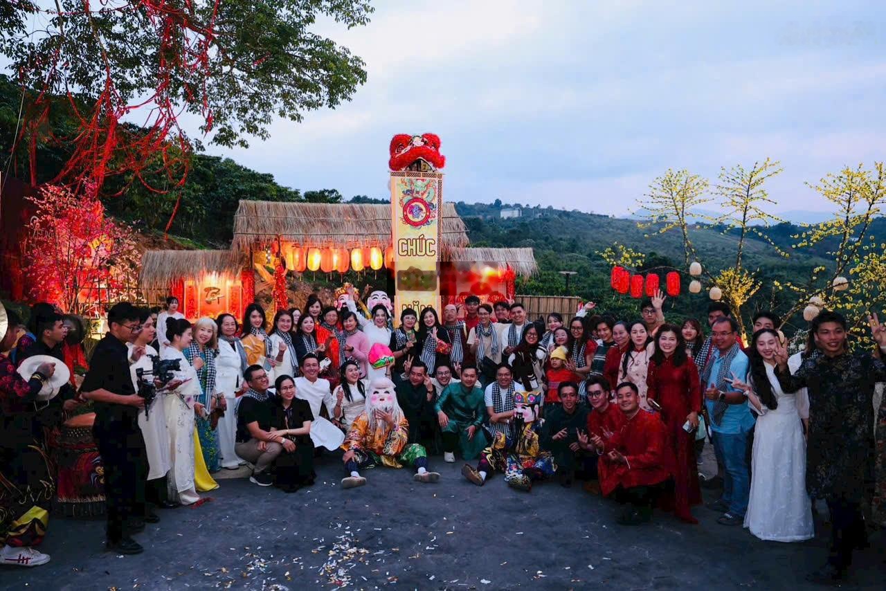 Mua đất thì dễ, tìm được những người hàng xóm cùng tần số mới là chuyện khó! Aman Cloud