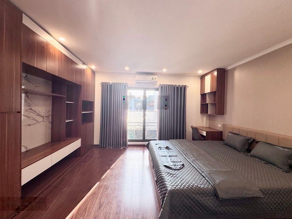 Nhà đẹp full nội thất - mặt tiền rộng - ôtô đỗ cửa - gần aeon lb, cầu vĩnh tuy 42m - 10.9 tỷ