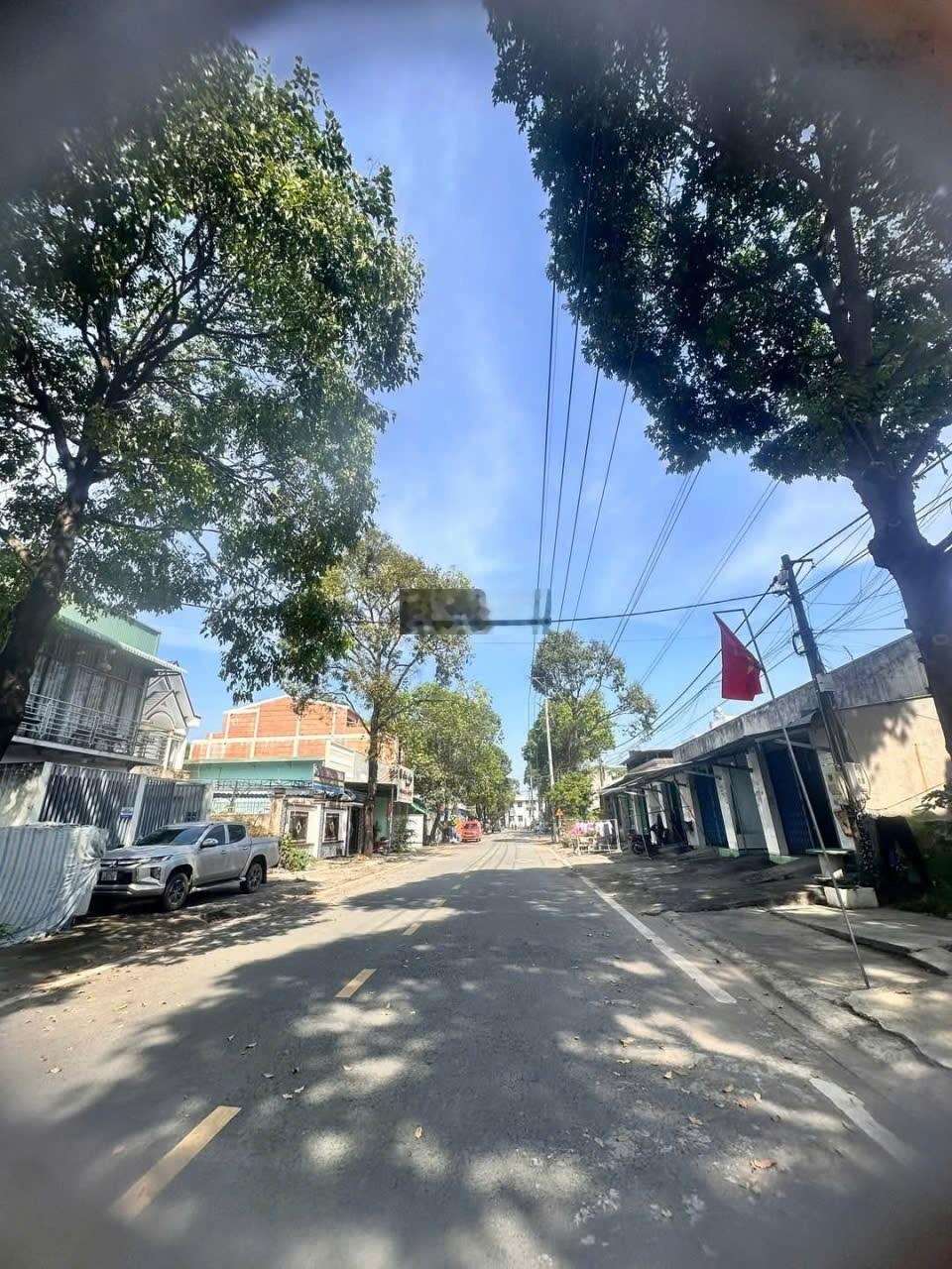 Cạnh QL13 là lô đất ngay Đ.D13, Lai Uyên, Bàu Bàng chỉ 750 triệu cách Chợ đêm KCN Bàu Bàng 300m.