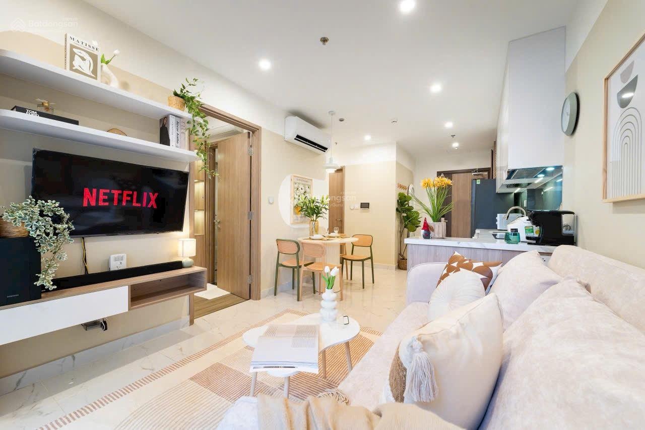 Căn 2PN2WC giá sinh viên chỉ từ 5,8 triệu/tháng cho căn trống, hướng mát Đông Nam