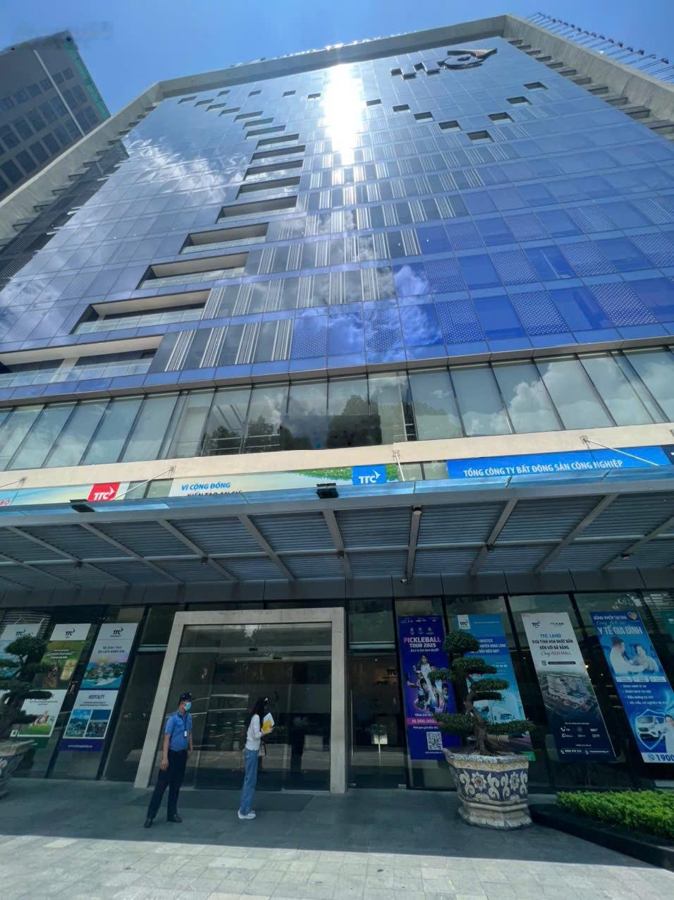 Chính chủ cho thuê căn nhà ngay góc 2 mặt tiền đường số đường Nguyễn Thị Minh Khai