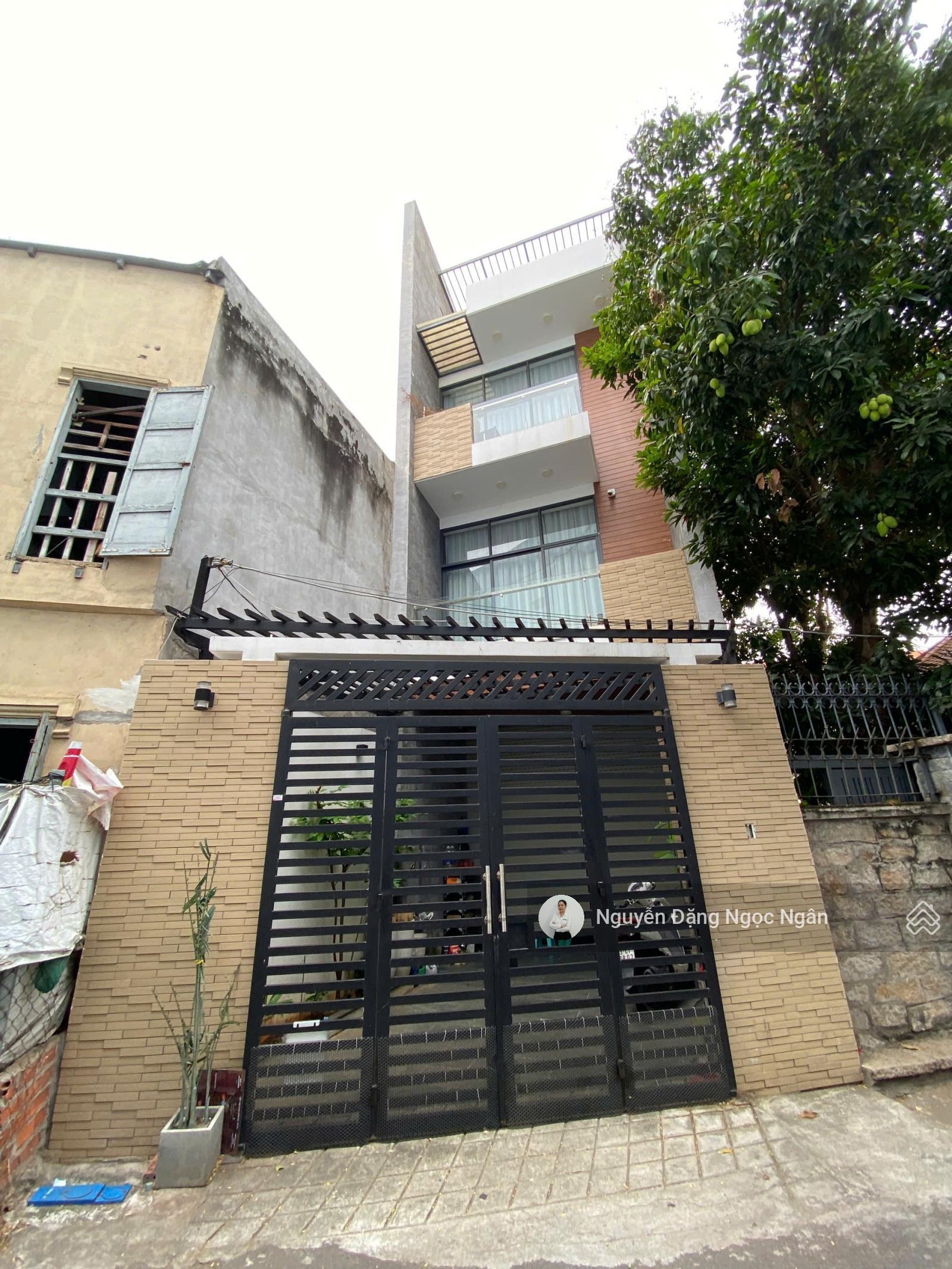 Bán nhà riêng tại Hoàng Hoa Thám siêu rộng rãi rất thích hợp để ở