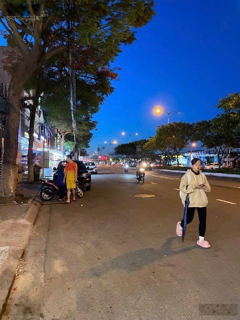 Bán đất đầu đường 33m Lê Văn Hiến, Ngũ Hành Sơn, Đà Nẵng, 125m2. Liên hệ My 0935872118 xem đất.